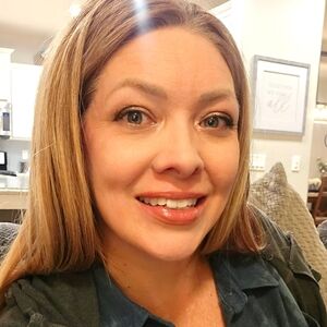 Meet your Posher, Jenne
